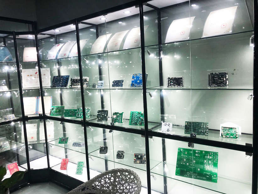 PCBA加工-電子OEM加工廠家佩特電子